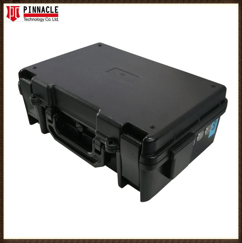 Chiếc túi xách di động 1.5g 2.4G 5.8g Anti Drone Jammer với ăng-ten bên trong